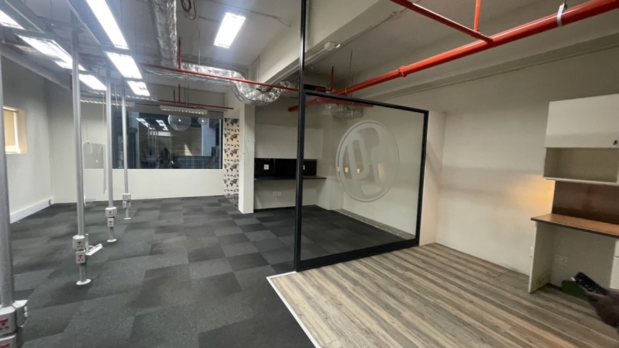 To Let commercial Property for Rent in Gardens Western Cape